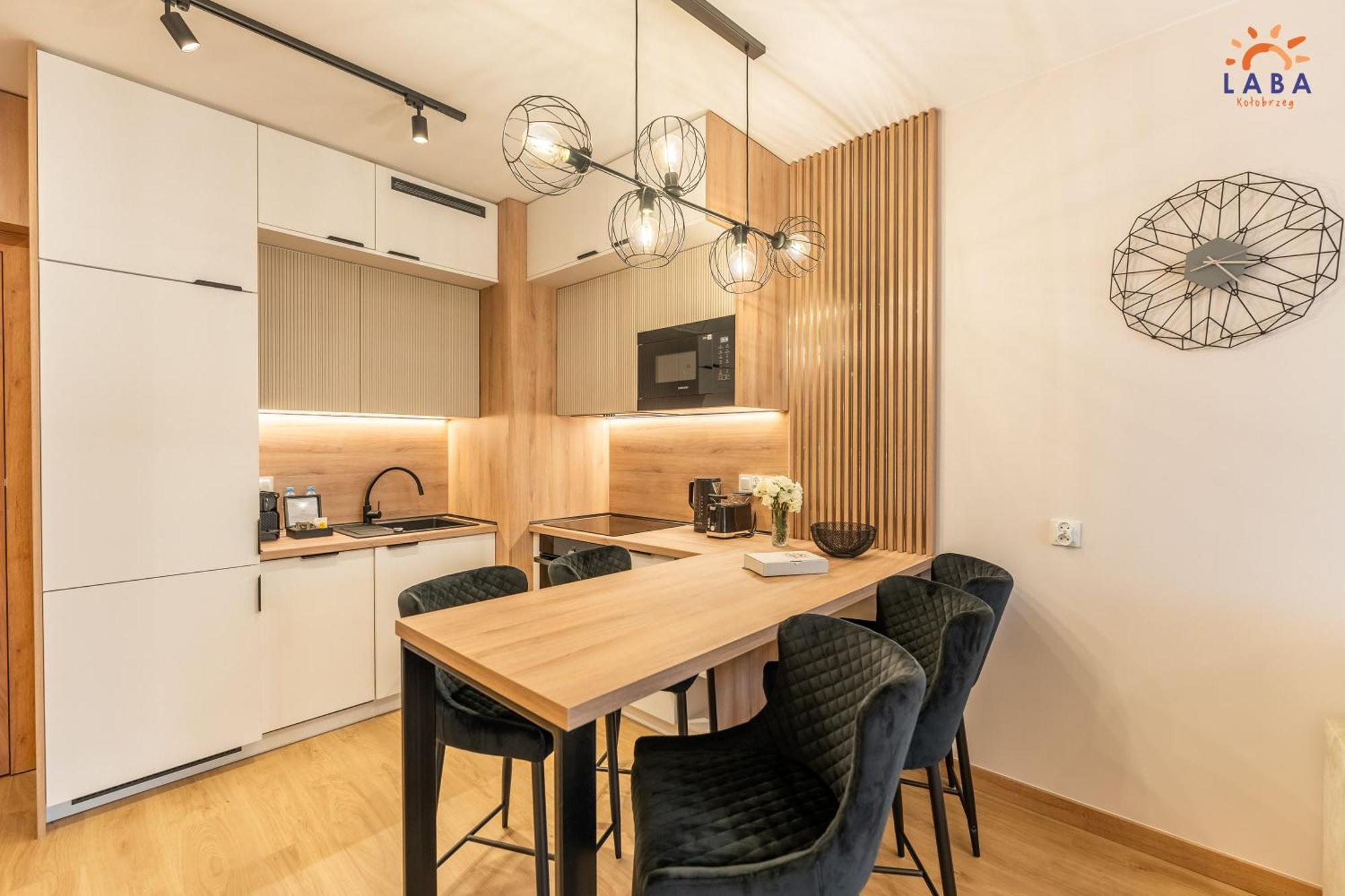 Laba Kolobrzeg Apartamenty Kasprowicza 20C Parking Basen Fitness Bawialnia W Cenie, Parkplatz Schwimmbad Fitness Spielzimmer Im Preis ภายนอก รูปภาพ
